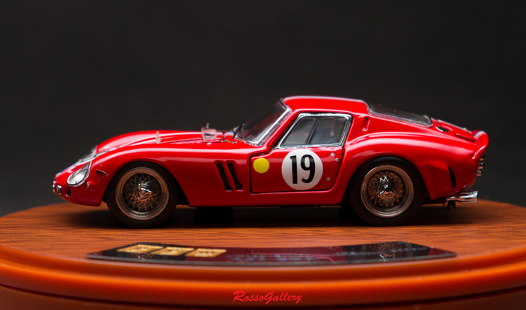 Modellino Auto Statico in Meta - Model Kit Pg recensione e prezzo